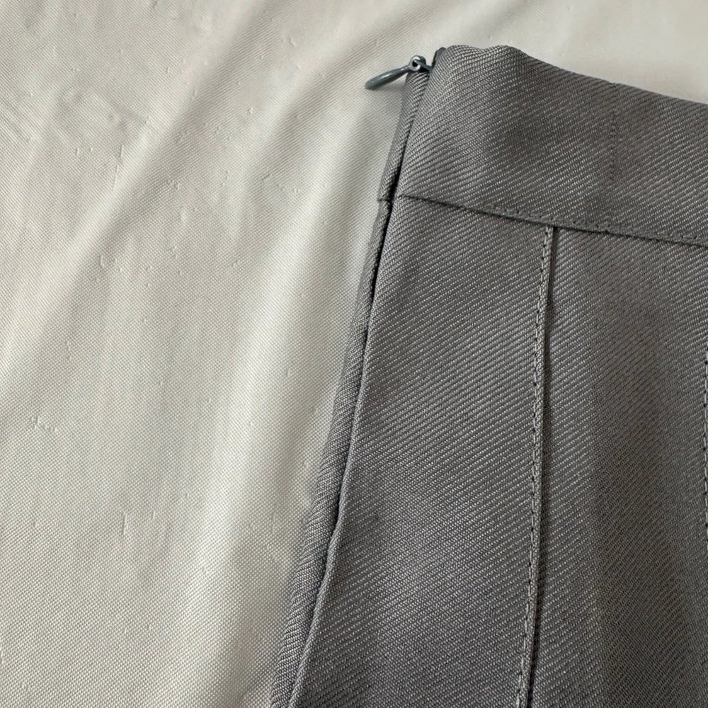 Gray Pleated Women's Skirt - Picture 3 of 9